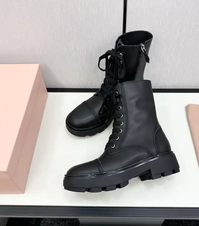 hype Miu Miu Boots