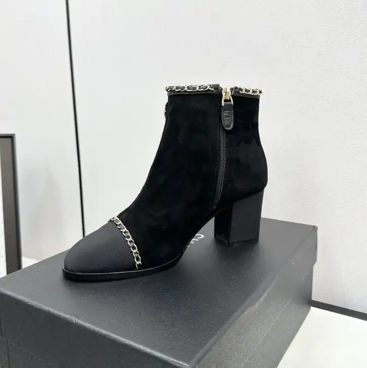 hype Chanel Boots