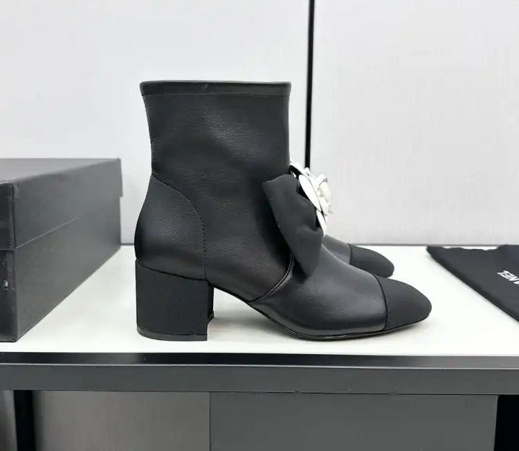 hype Chanel Boots