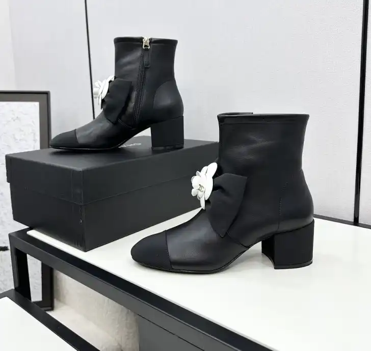 hype Chanel Boots