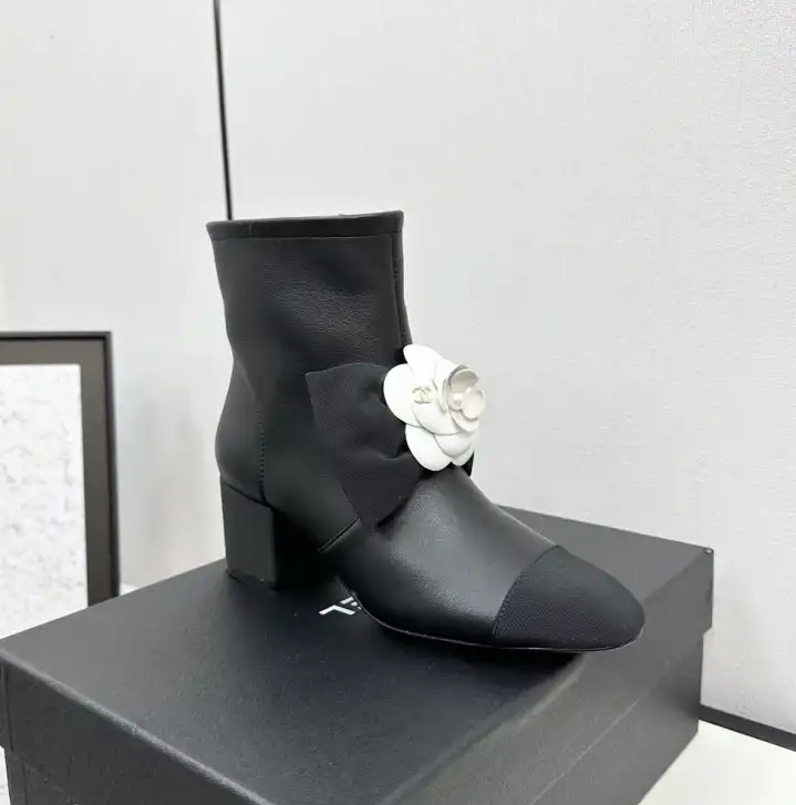 hype Chanel Boots