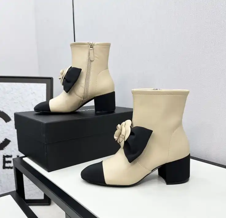 hype Chanel Boots