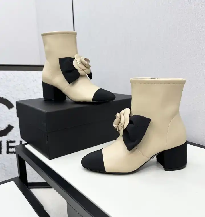 hype Chanel Boots