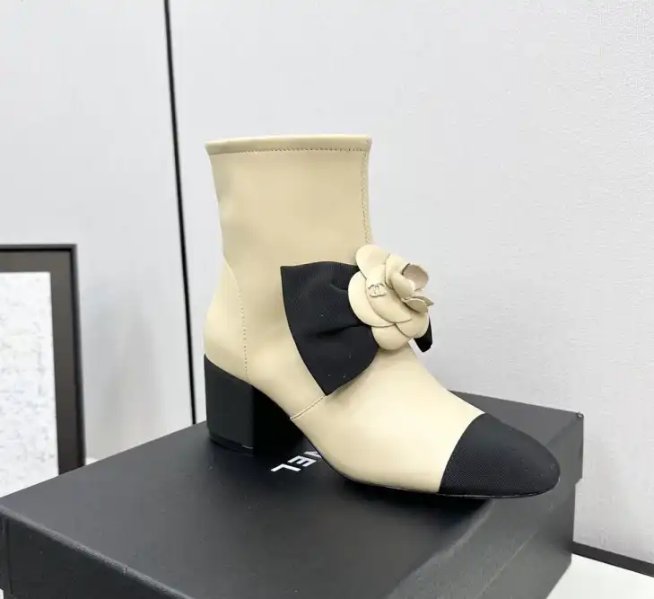 hype Chanel Boots