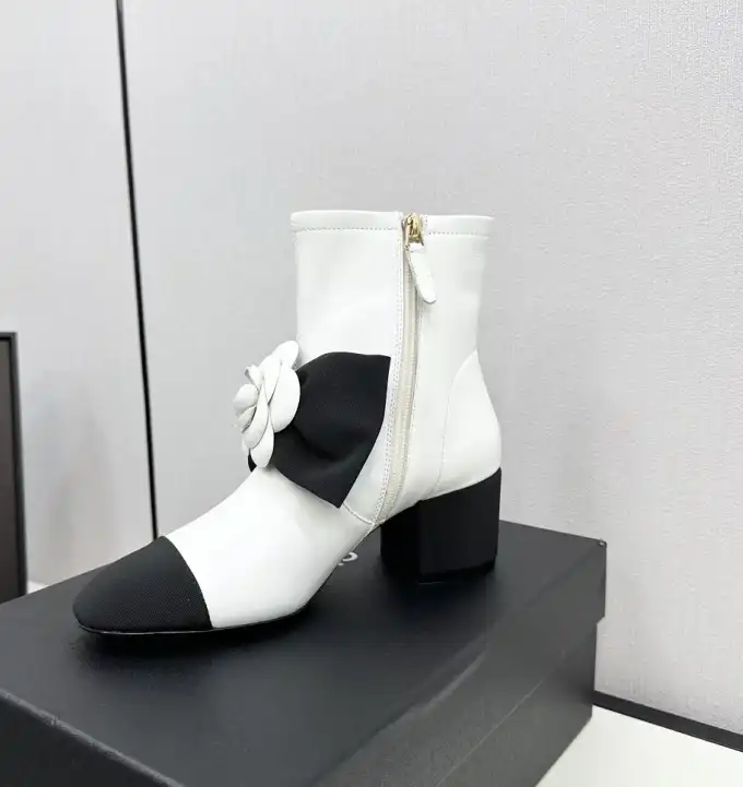 hype Chanel Boots