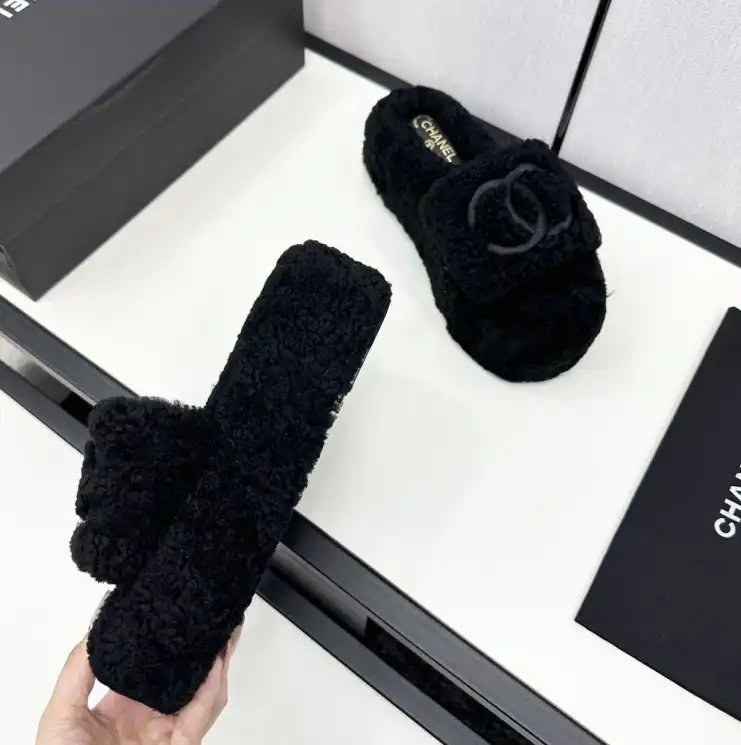 hype Chanel Slippers