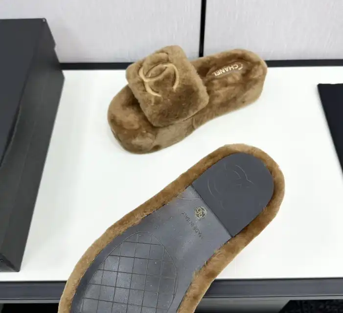 hype Chanel Slippers