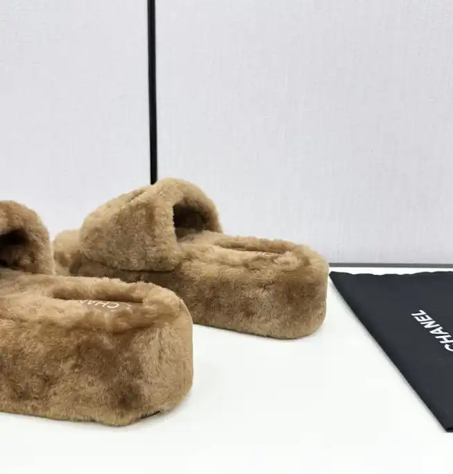 hype Chanel Slippers