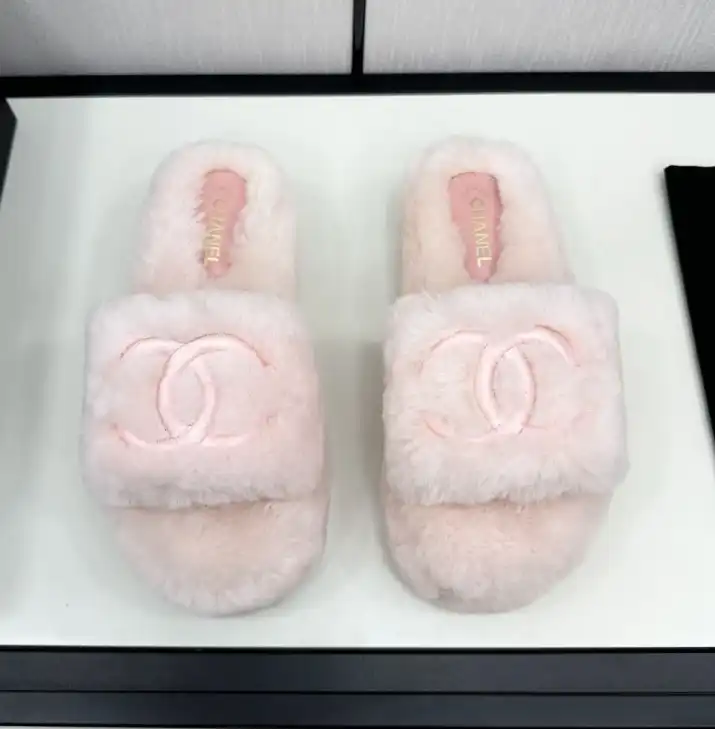 hype Chanel Slippers