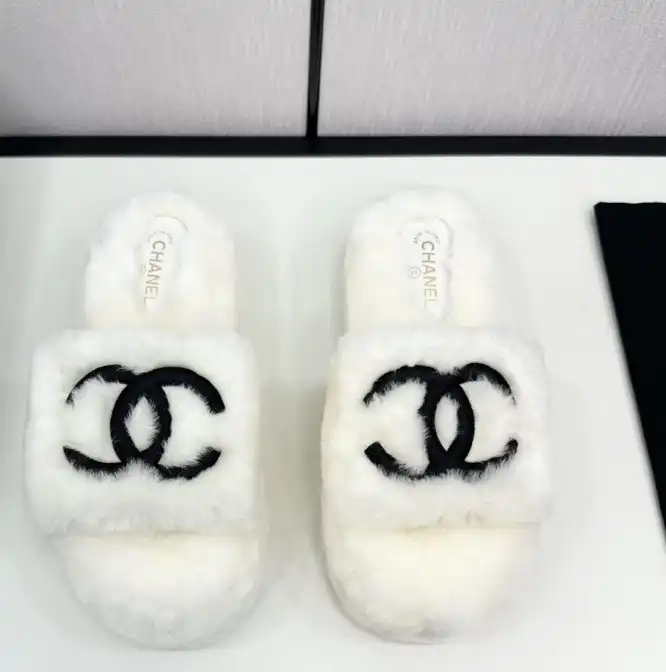 hype Chanel Slippers