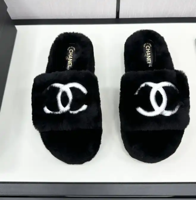 hype Chanel Slippers