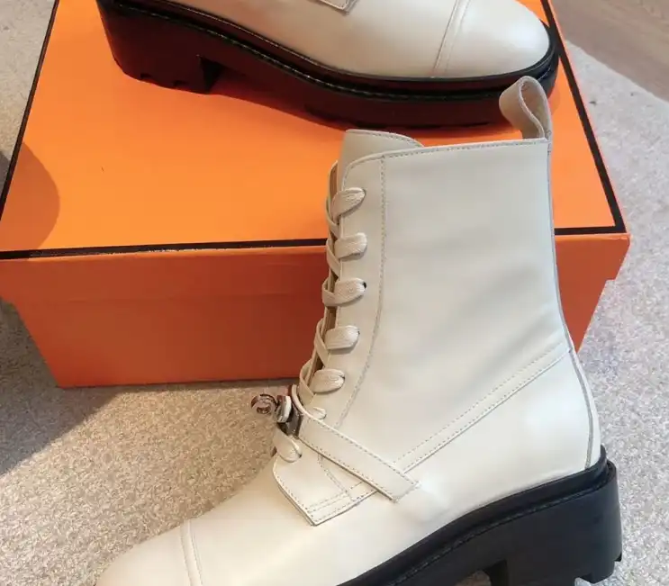 hype Hermes Boots