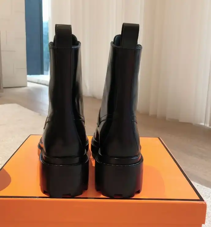 hype Hermes Boots