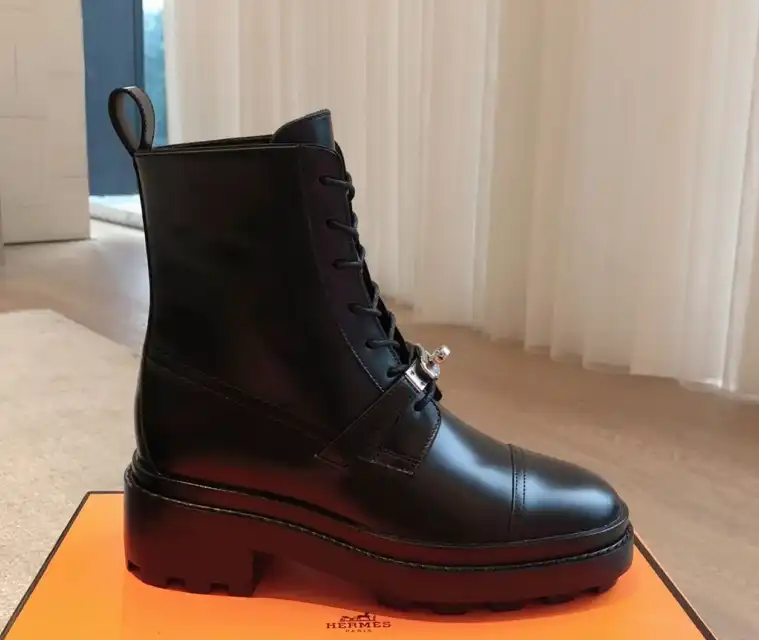 hype Hermes Boots