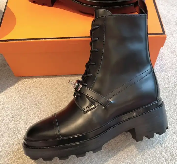 hype Hermes Boots