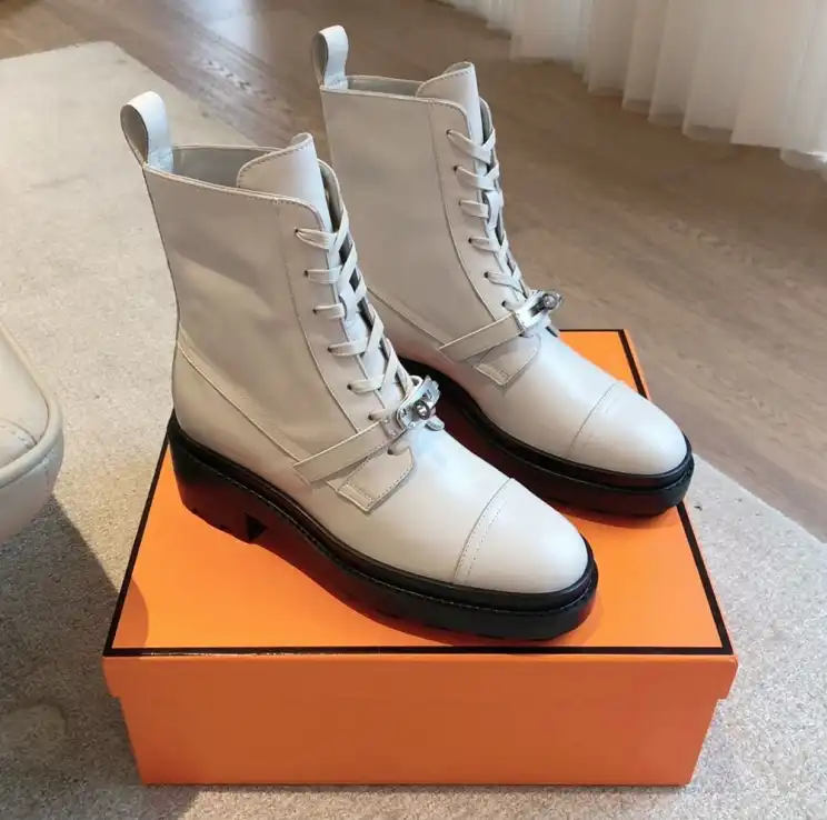 hype Hermes Boots