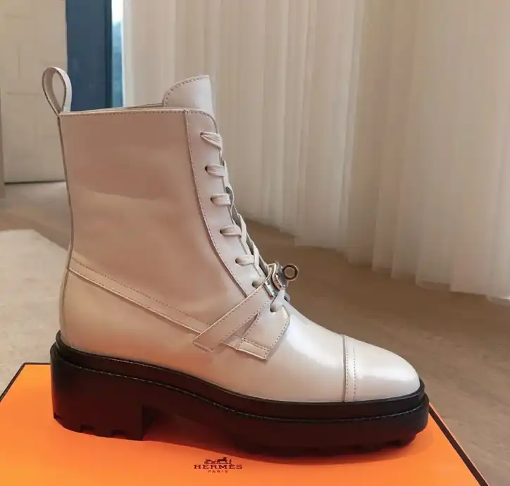 hype Hermes Boots