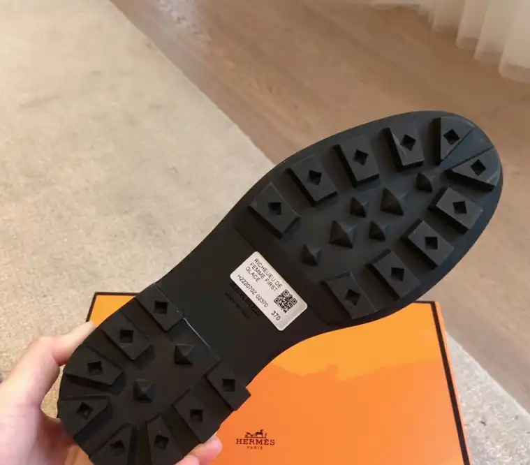 hype Hermes Boots