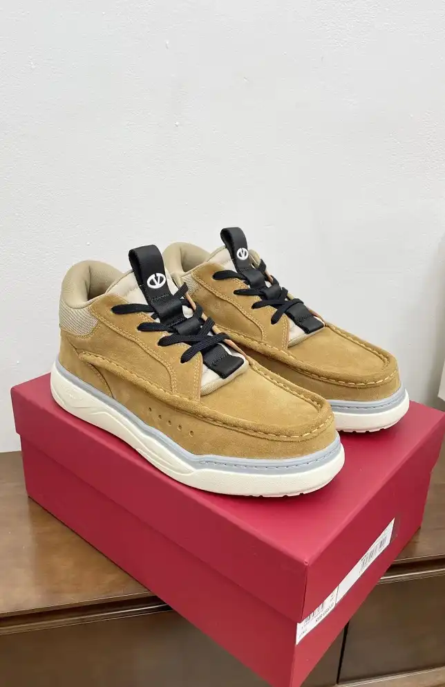 hype Valentino Casual Shoes