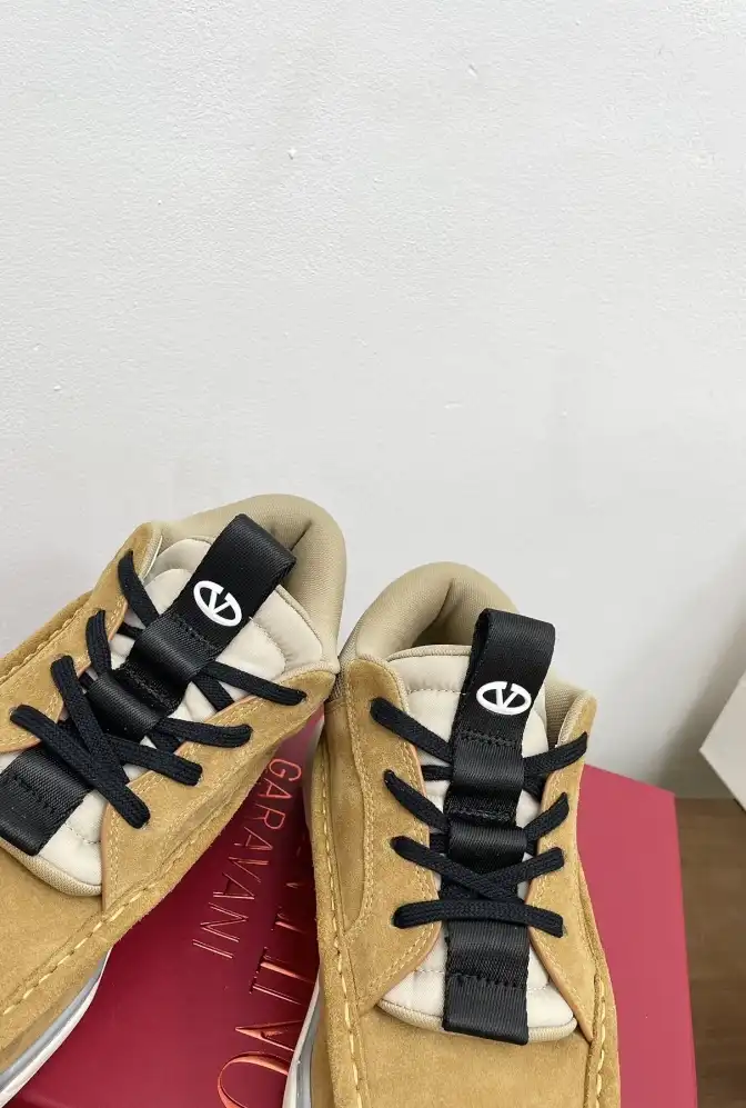 hype Valentino Casual Shoes