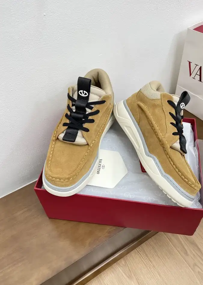 hype Valentino Casual Shoes