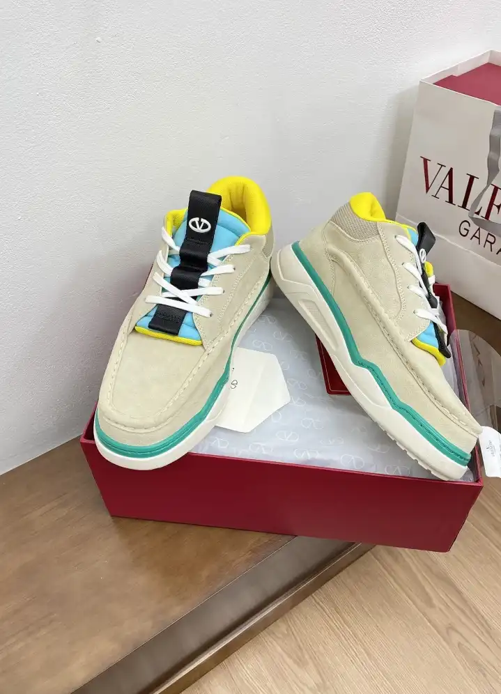 hype Valentino Casual Shoes