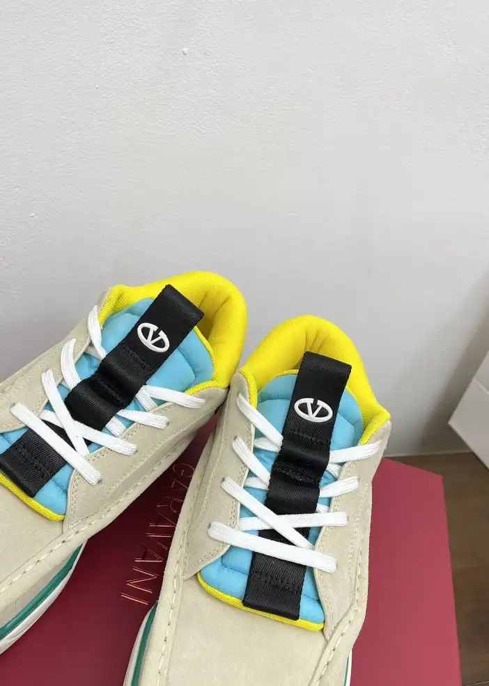 hype Valentino Casual Shoes