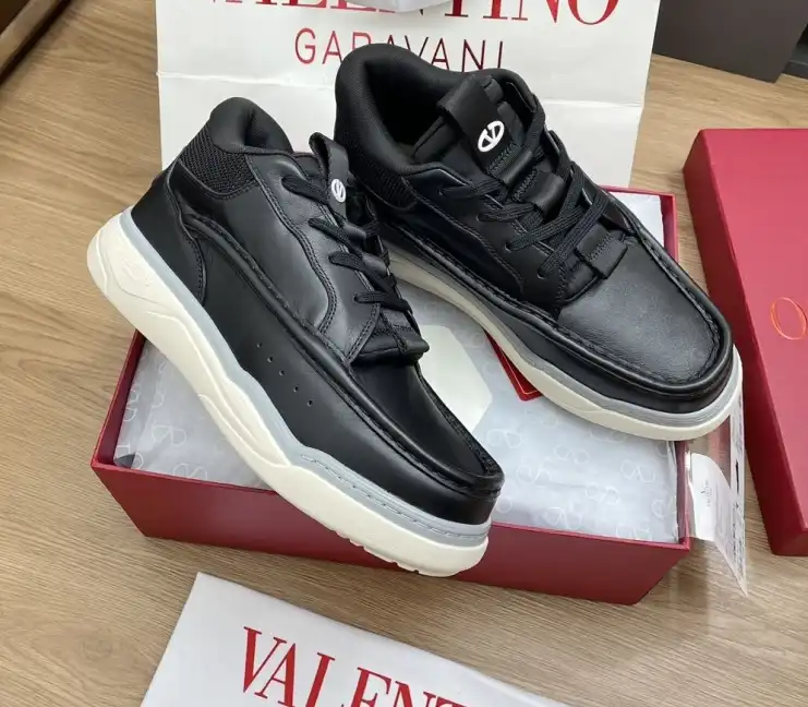 hype Valentino Casual Shoes