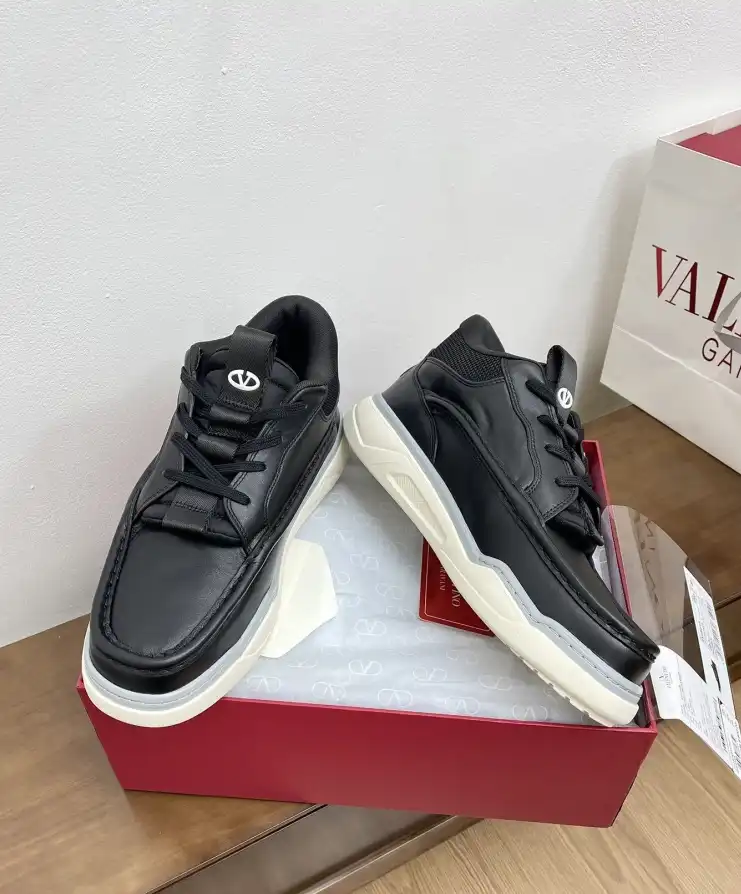 hype Valentino Casual Shoes