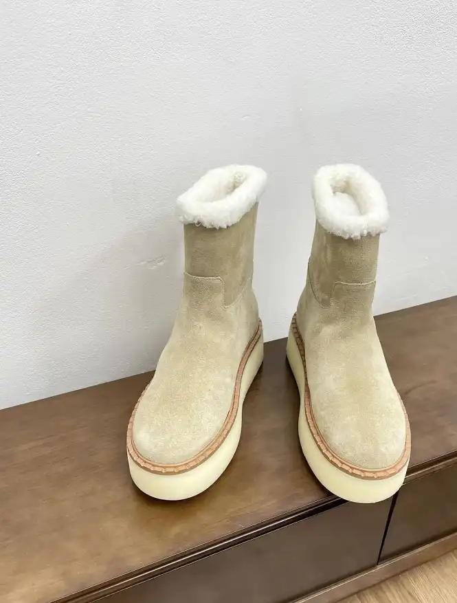 hype Prada Boots