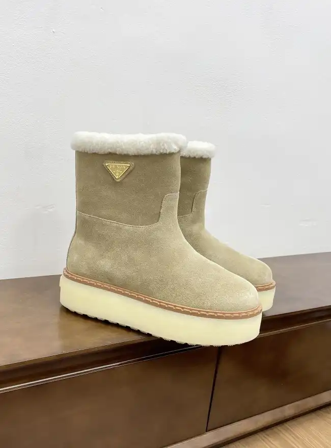 hype Prada Boots