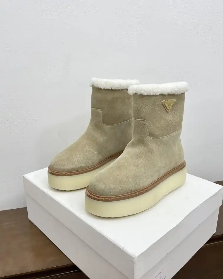 hype Prada Boots