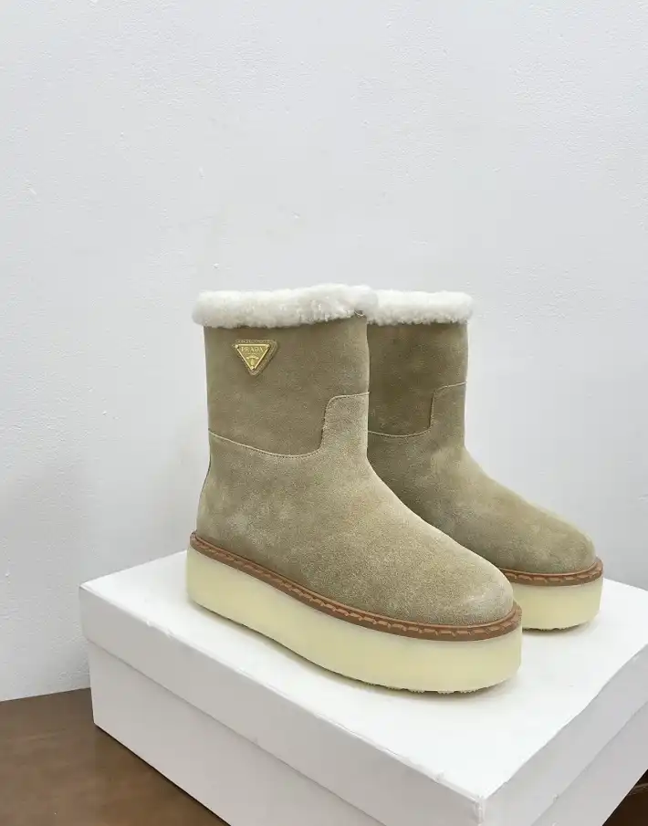 hype Prada Boots