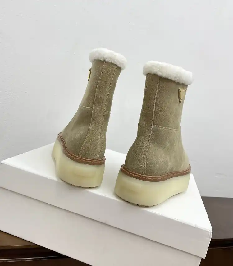 hype Prada Boots