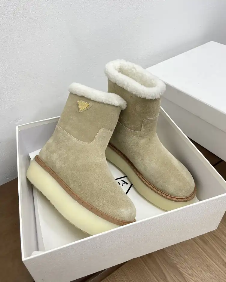 hype Prada Boots