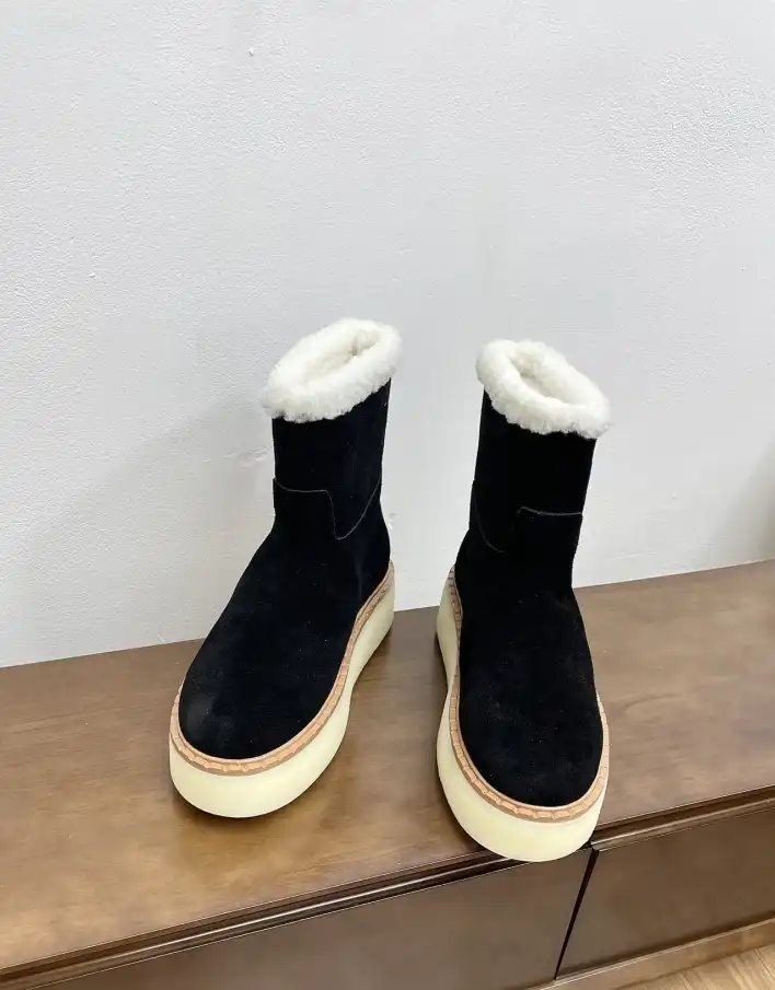 hype Prada Boots