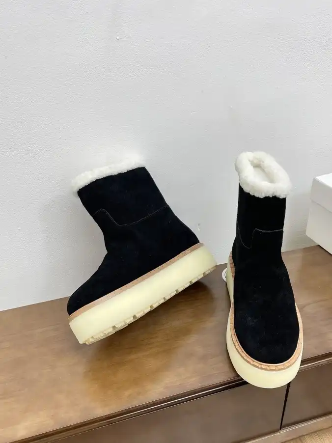 hype Prada Boots