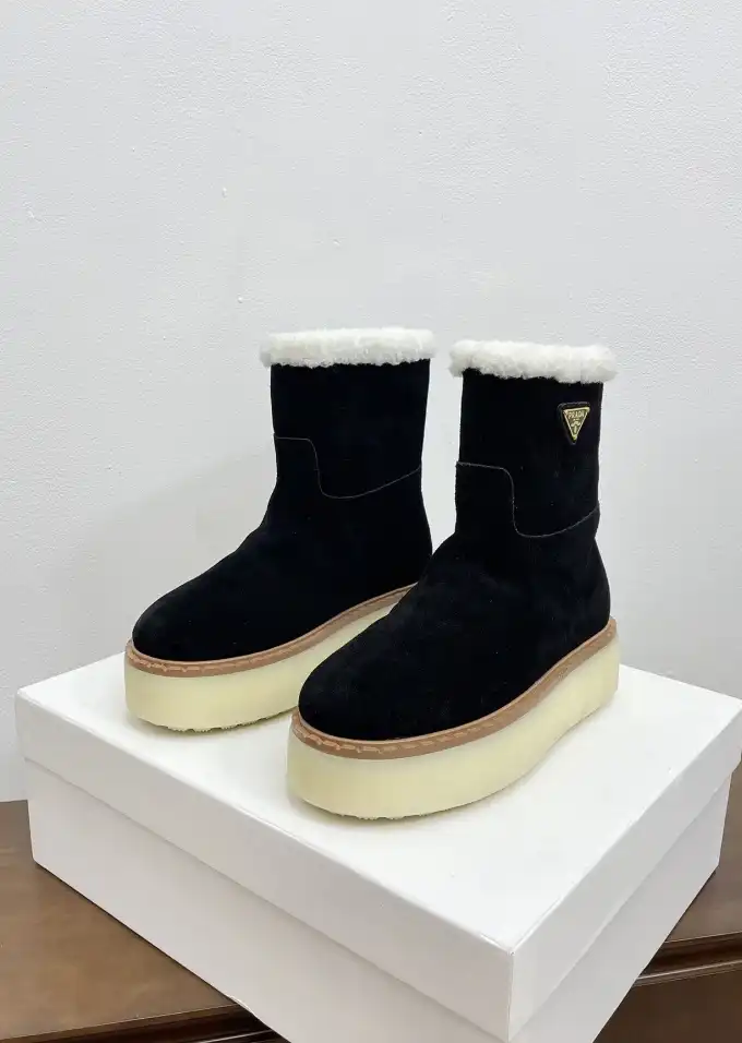 hype Prada Boots