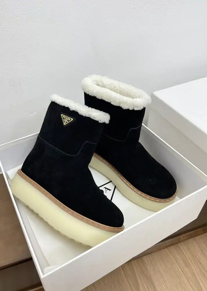 hype Prada Boots