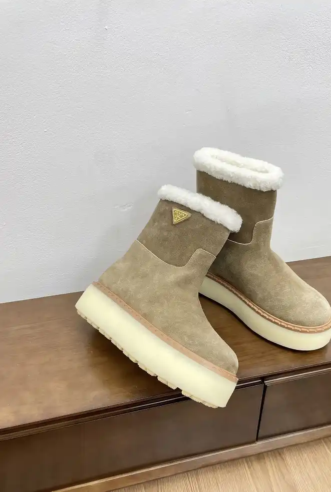 hype Prada Boots