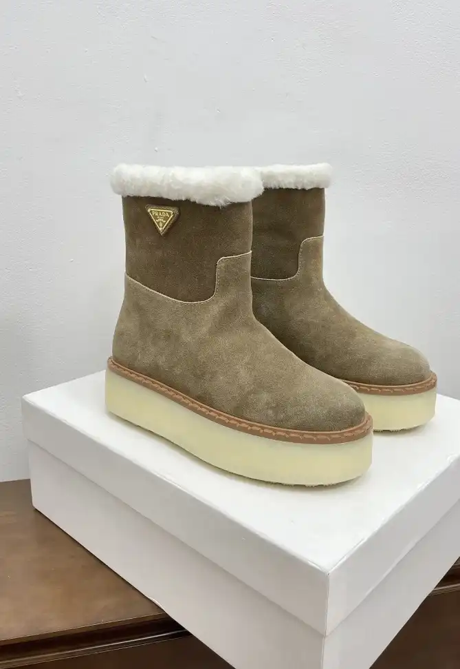 hype Prada Boots