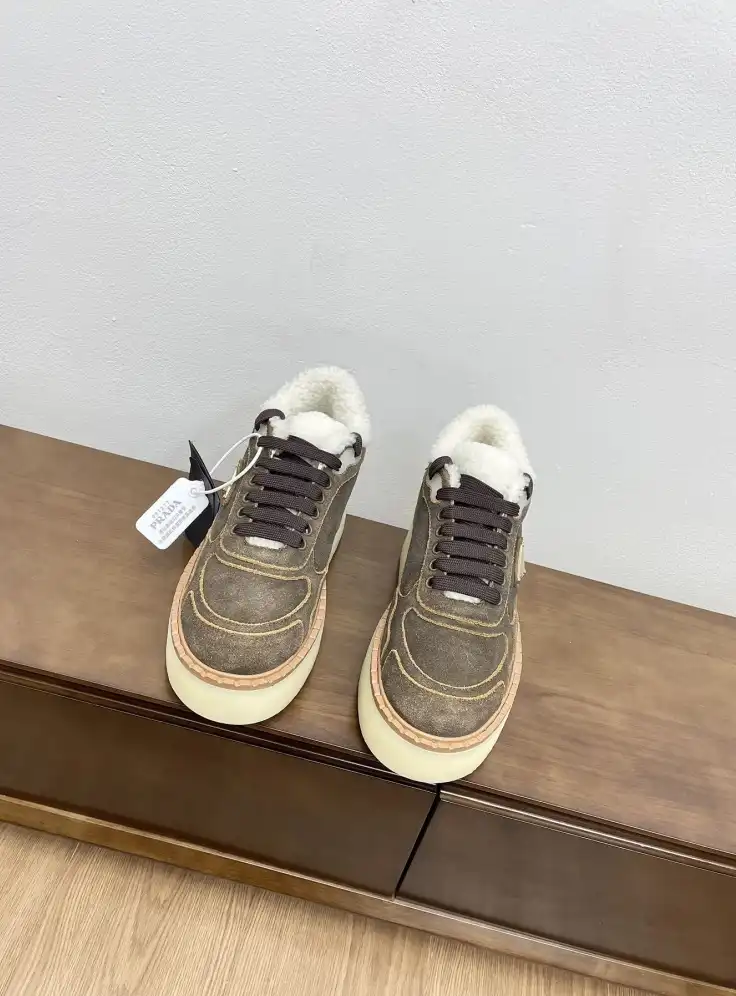 hype Prada Casual Shoes