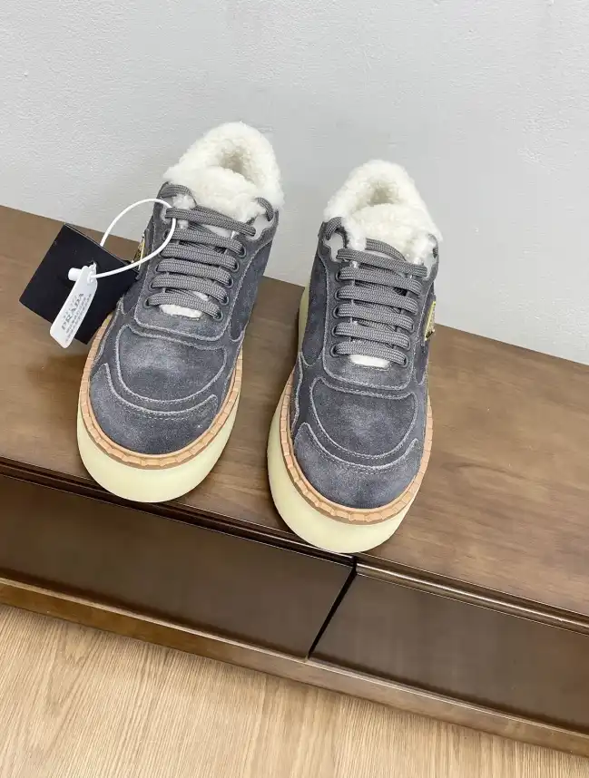 hype Prada Casual Shoes