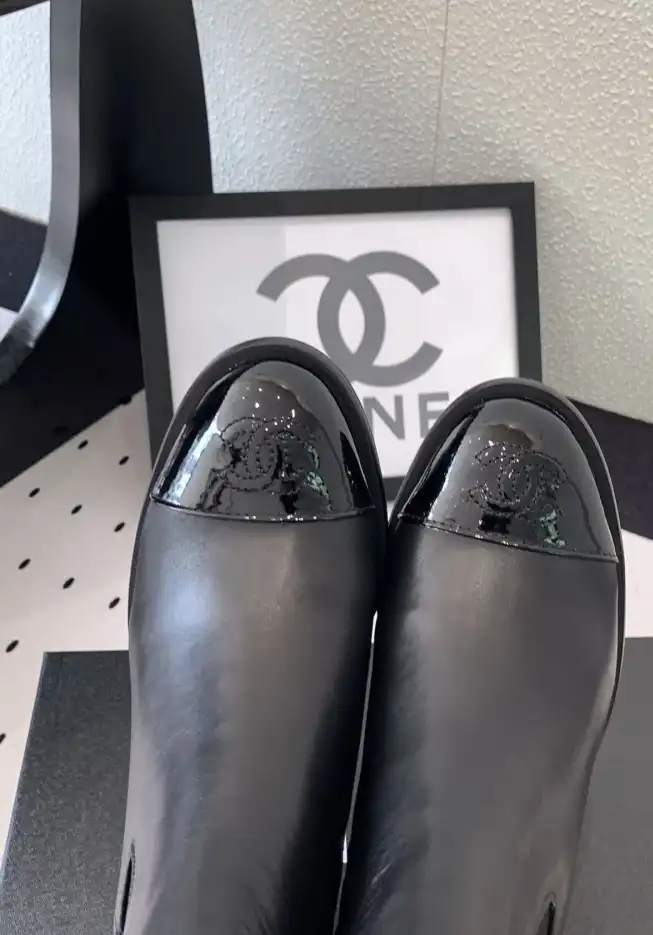 hype Chanel Boots