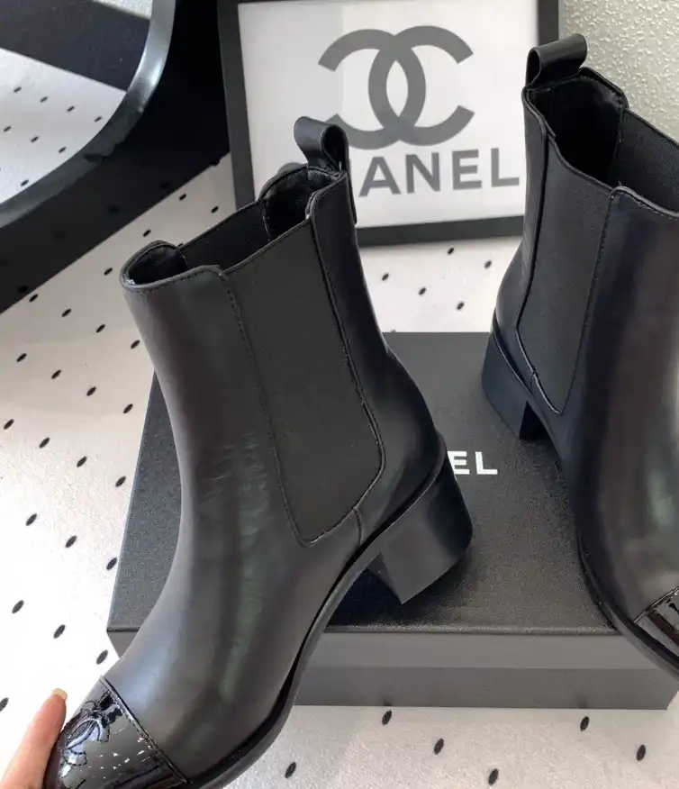 hype Chanel Boots