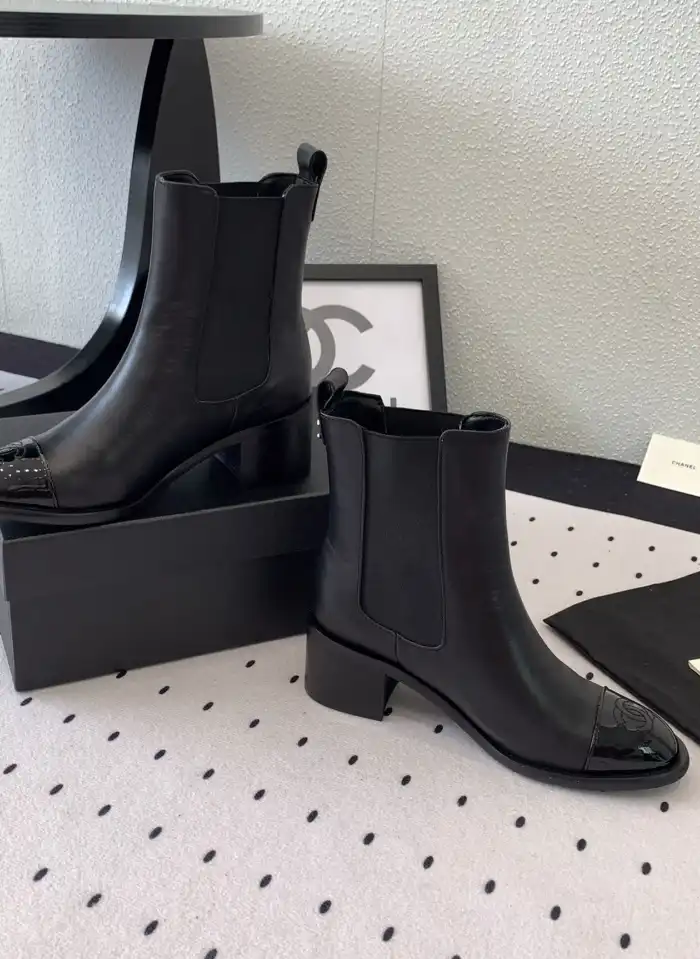 hype Chanel Boots