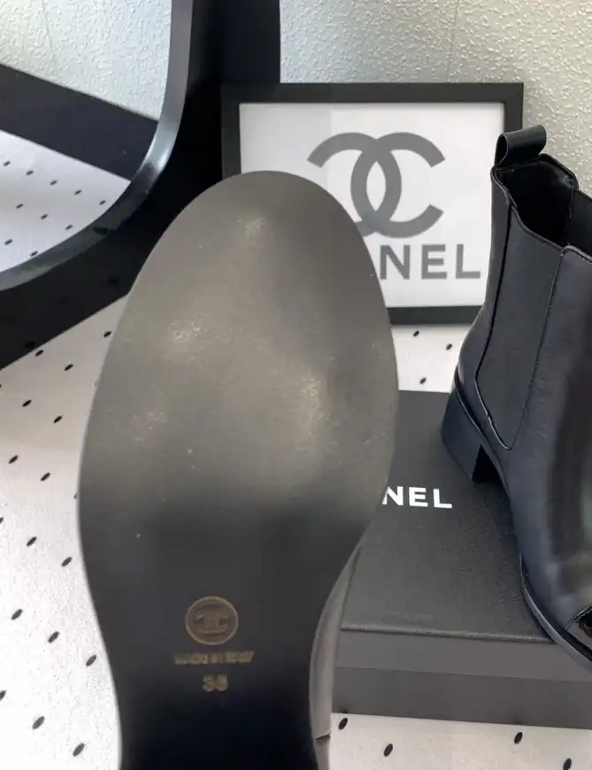 hype Chanel Boots