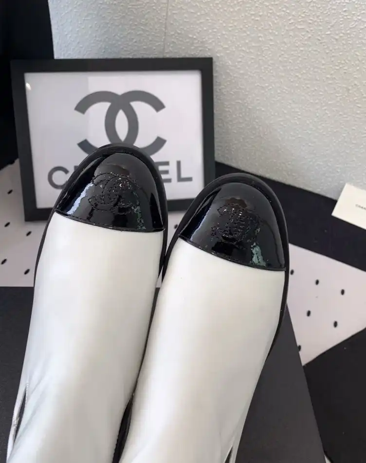 hype Chanel Boots