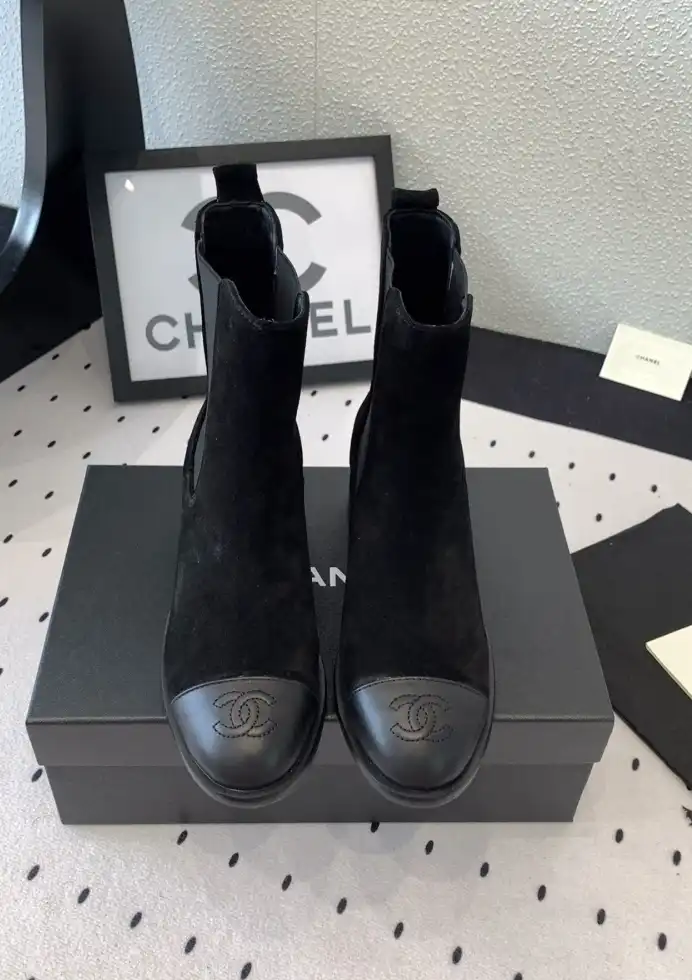 hype Chanel Boots