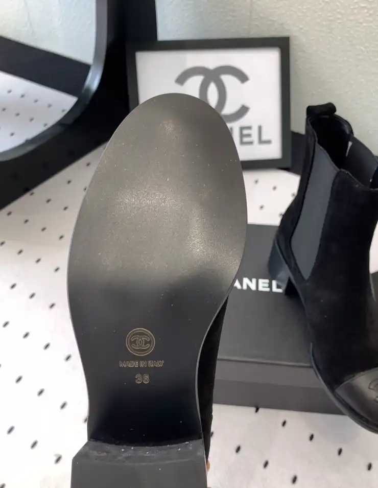 hype Chanel Boots